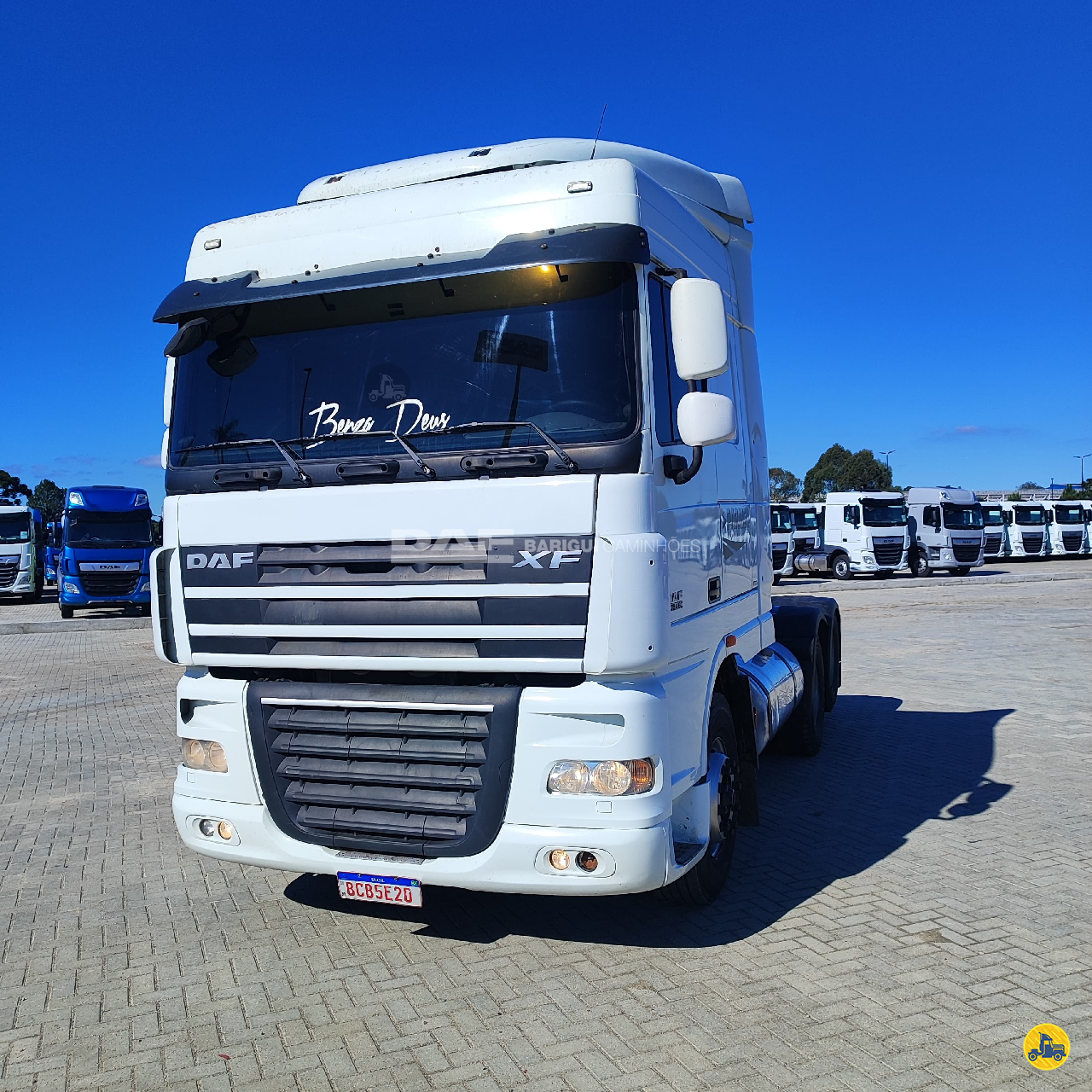CAMINHAO DAF DAF XF 460 Cavalo Mecânico Truck 6x2 DAF Barigui Curitiba SAO JOSE DOS PINHAIS PARANÁ PR